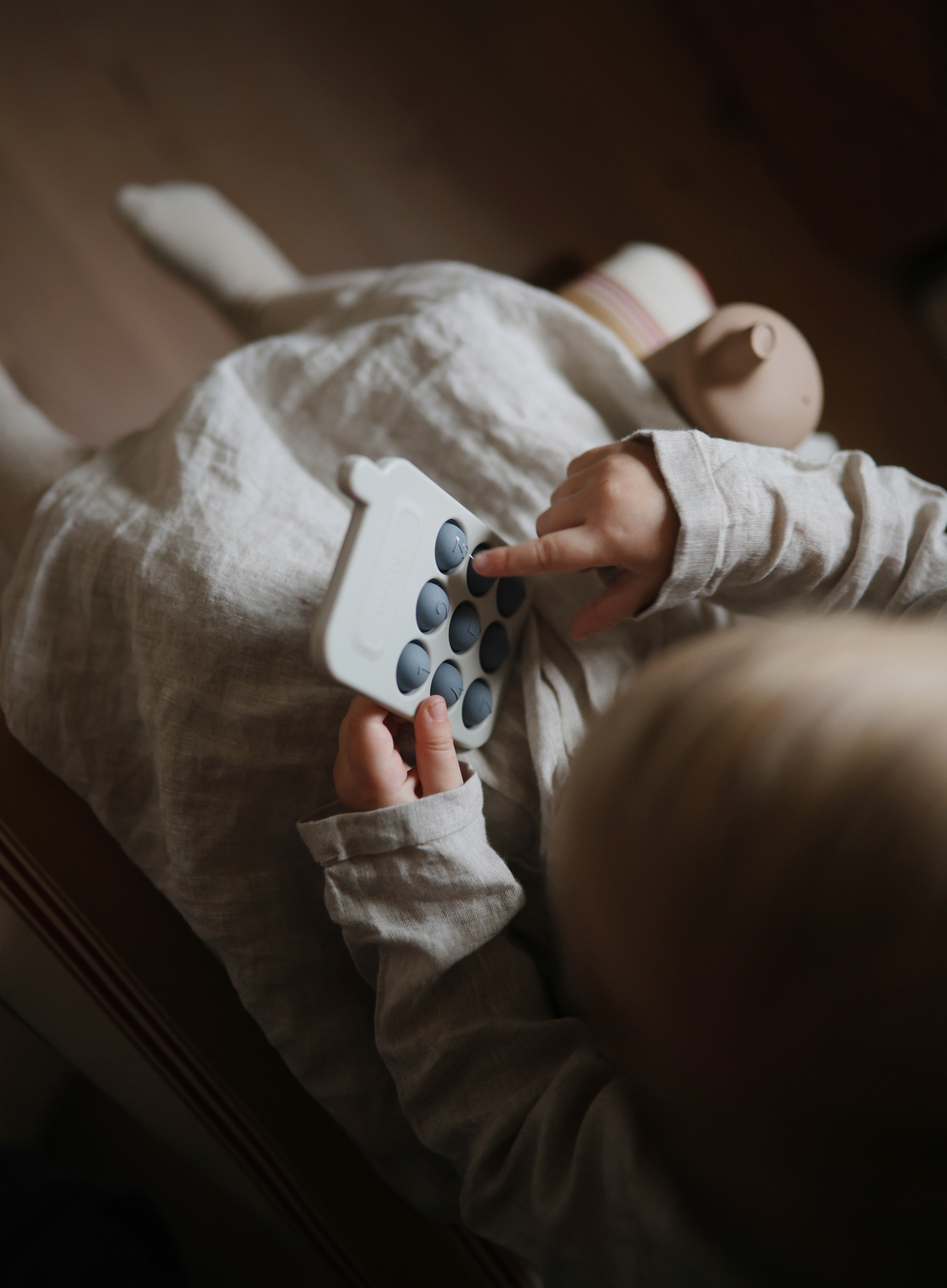 MUSHIE - Mushie Phone Press Toy