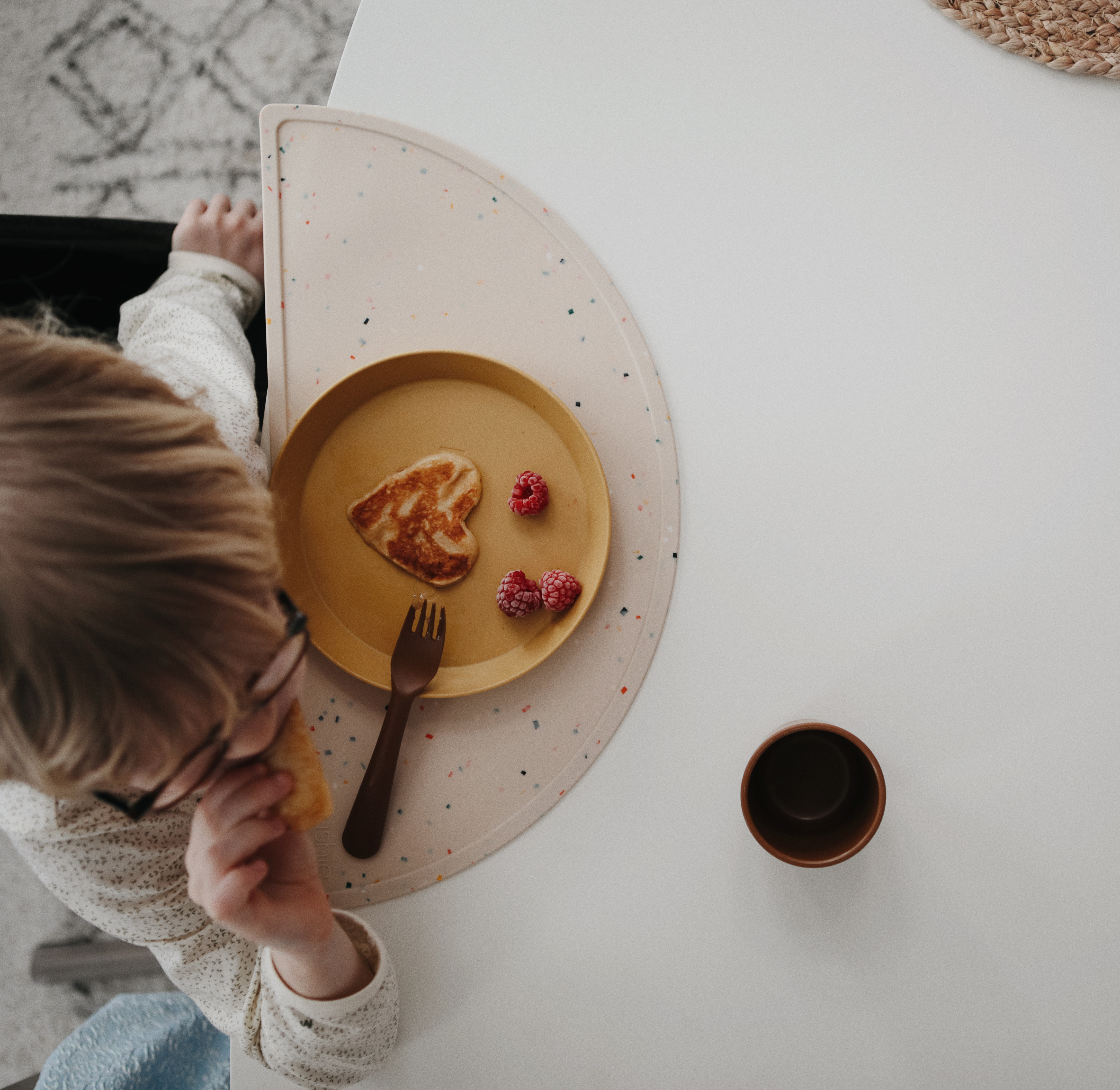 MUSHIE - Mushie Dinner Plate Round Mustard