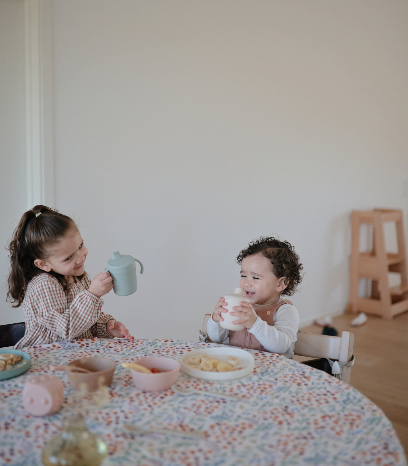 MUSHIE - Mushie Εκπαιδευτικό Ποτηράκι 6m+ 230ML