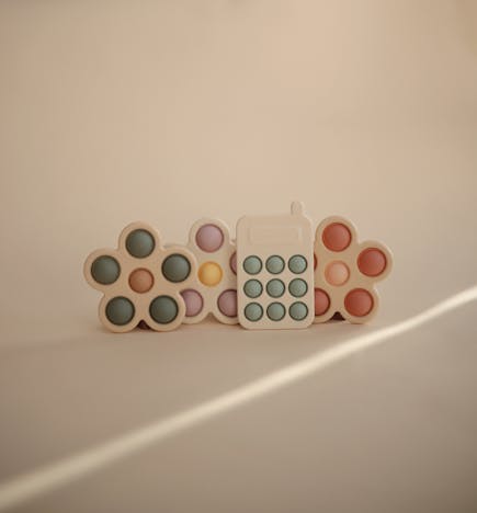 MUSHIE - Mushie Flower Press Toy