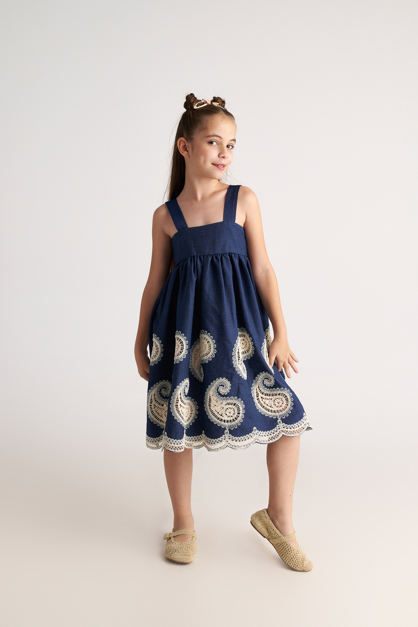  Φόρεμα τζιν κέντημα